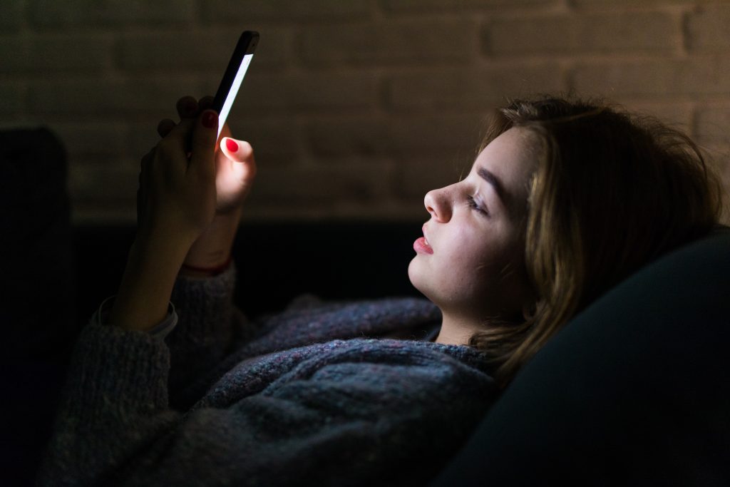 What is sexting and why teens sext?