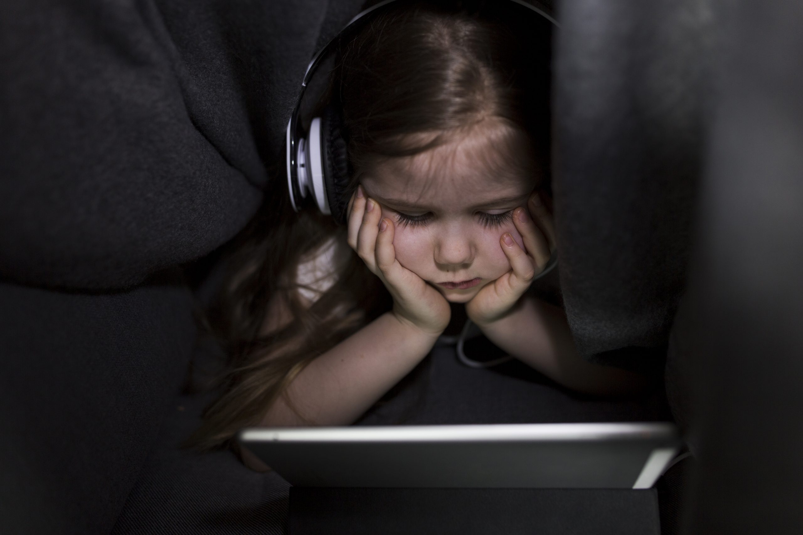  children come to harm online