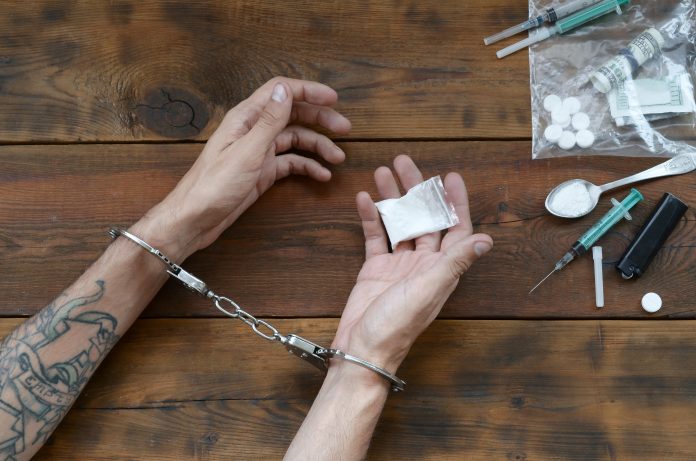 tác hại của heroin với trẻ vị thành niên