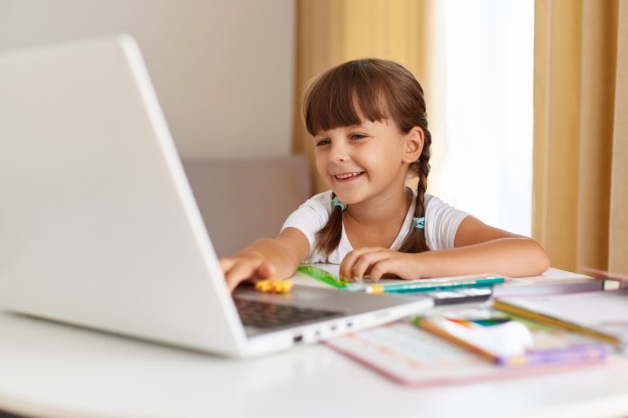 9 must-know Internet safety tips for pre-school children (3-5)