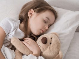 How many hours does a teenager need to sleep